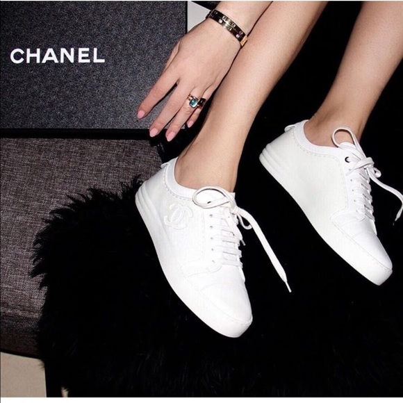 CHANEL Shoes - CHANEL SNEAKERS